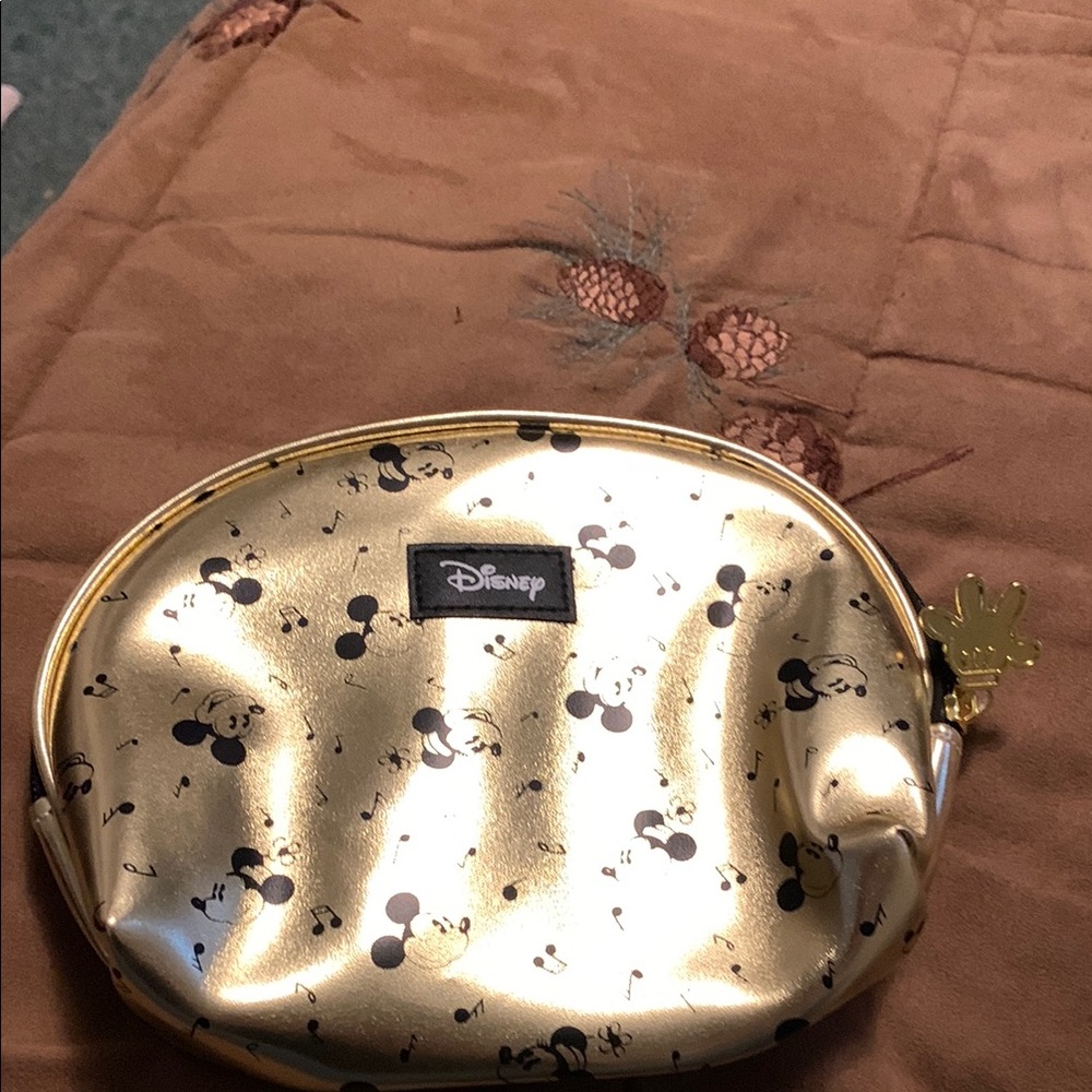 Disney Gold Mickey Mouse Women's Bag brand new makeup / jewelry bag
